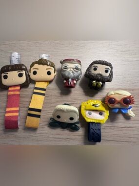 Harry Potter Kinder Joy Toy Lot Dumbledore Hagrid Accessories
